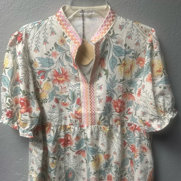 Floral Blouse - Picture 2 of 10